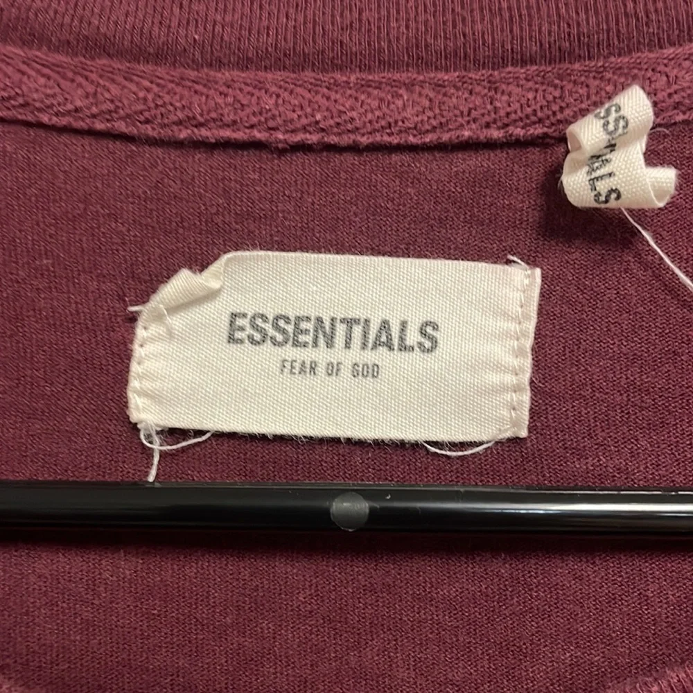 Essentials Tee - Picture 3 of 4
